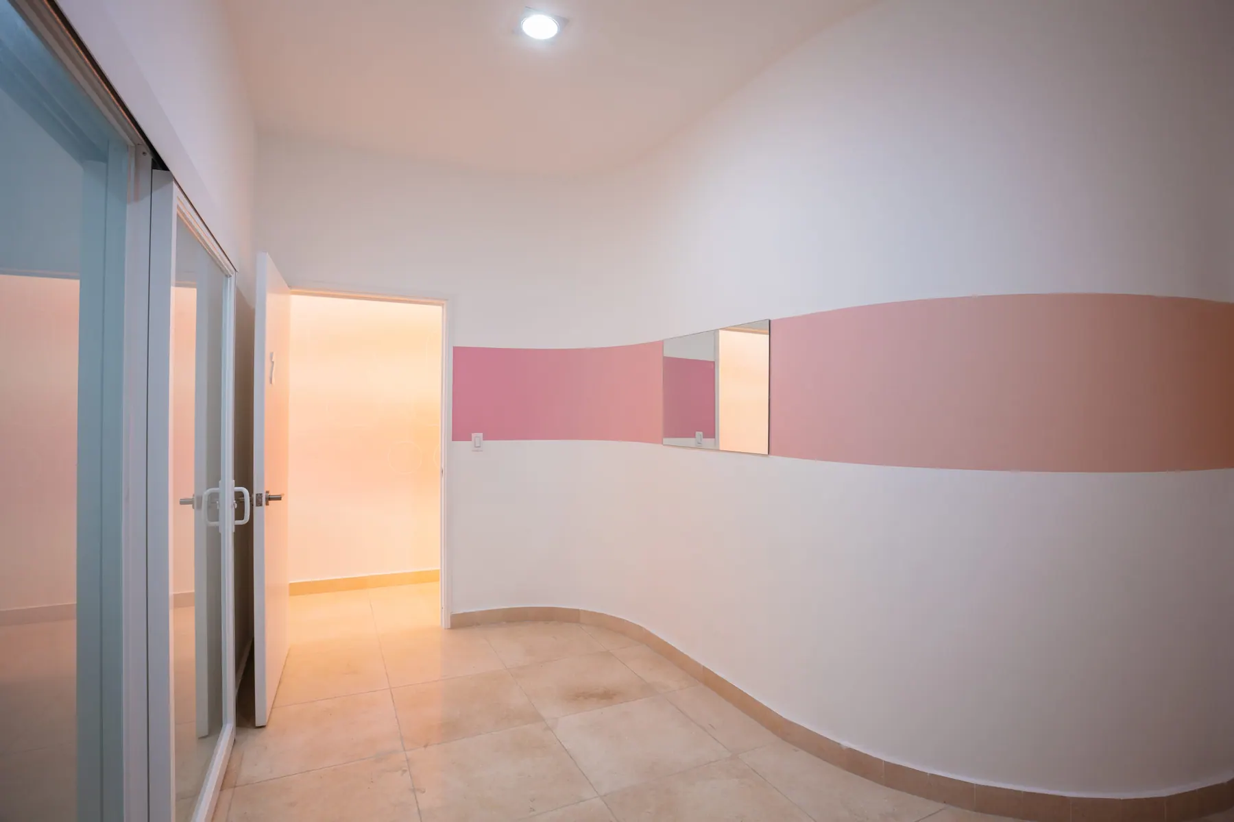 Dermic Dermatology Clinic — imagen 9