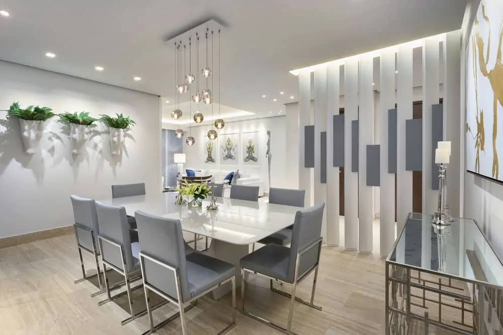 Country Club Show Apartment