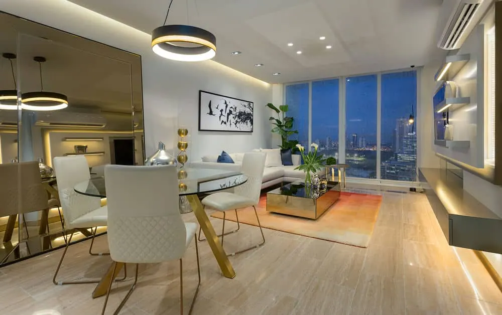 The Regent Show Apartment