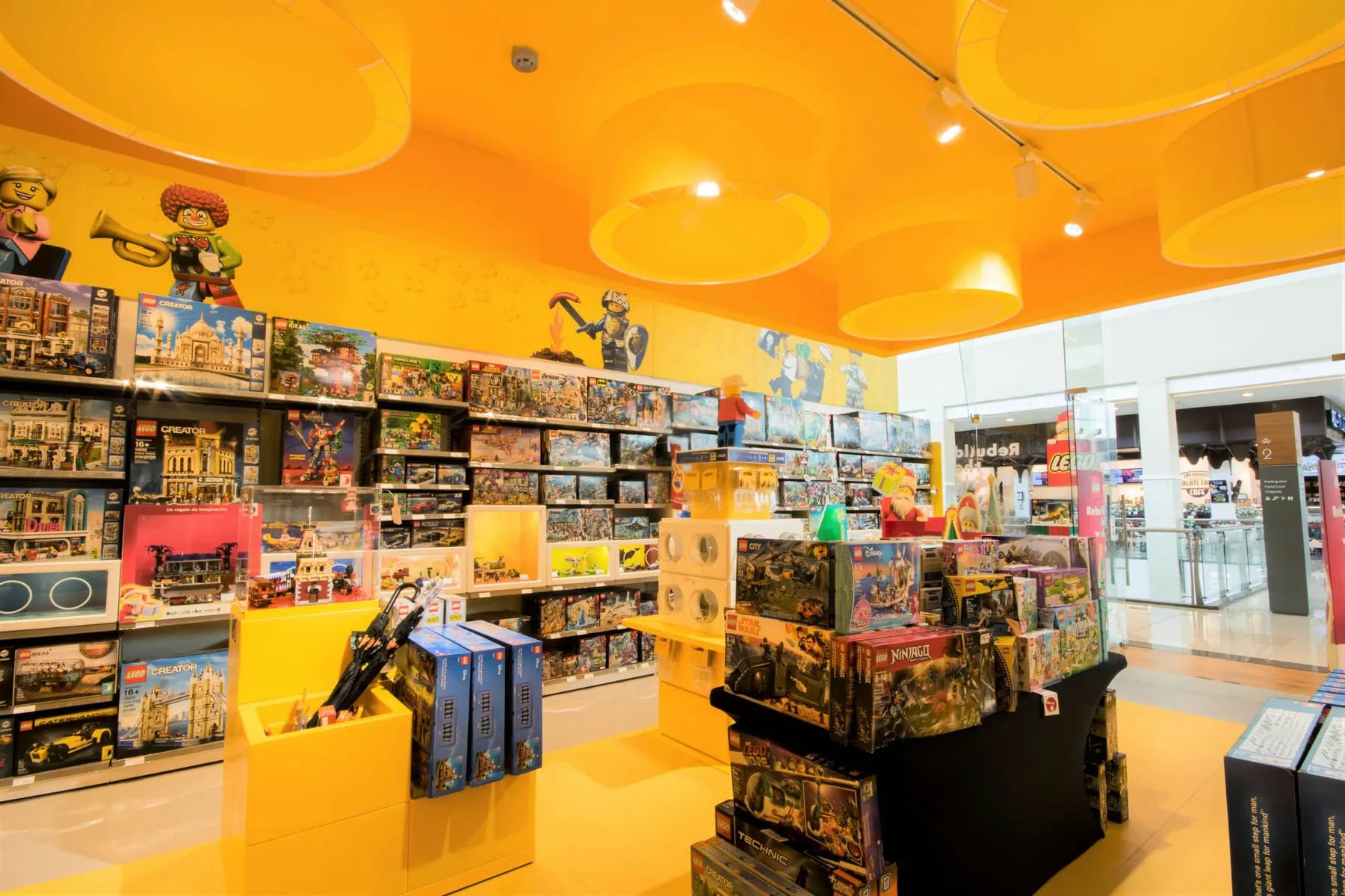 LEGO Multiplaza