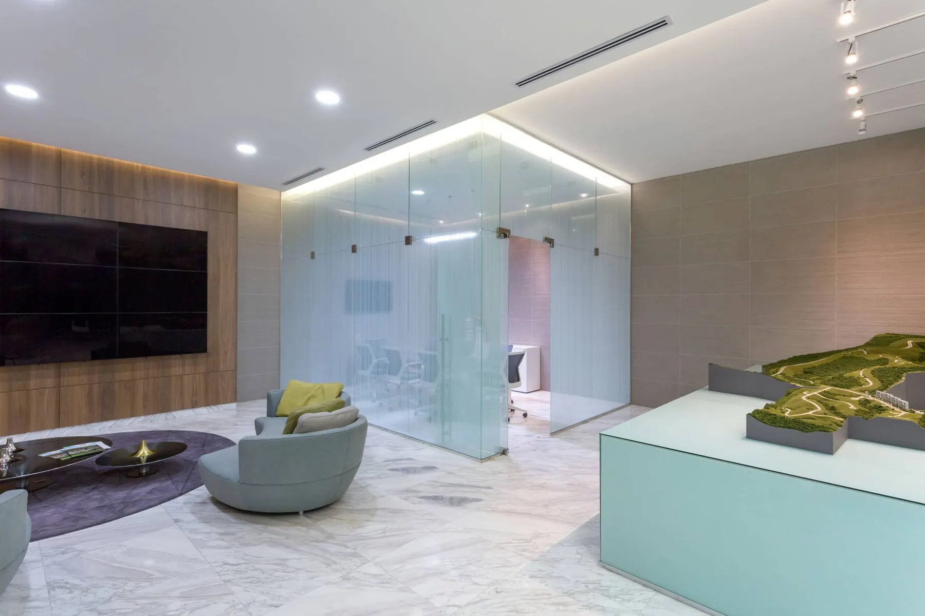 Edison Corporate Center — imagen 2