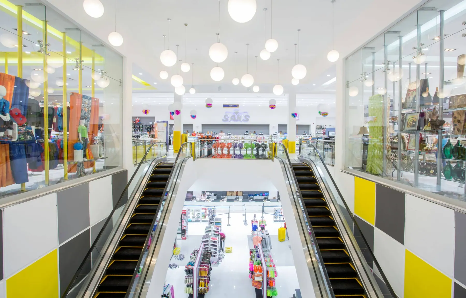 Saks — imagen 5